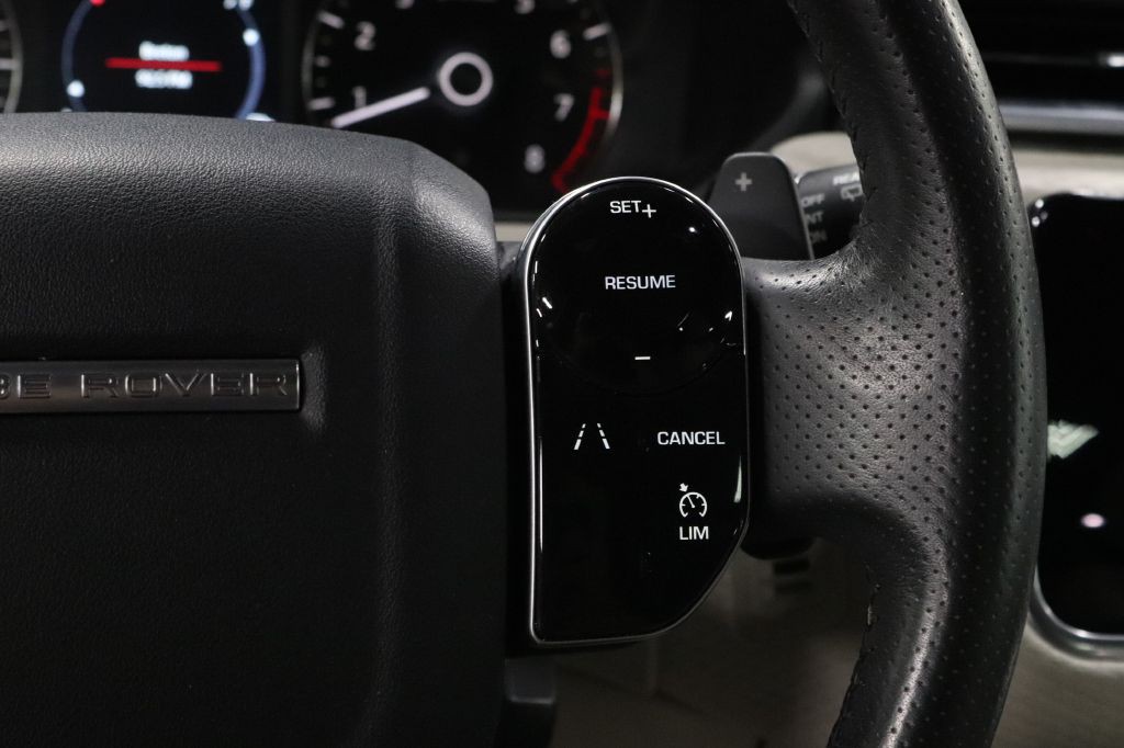 2018 Land Rover Range Rover Image 29