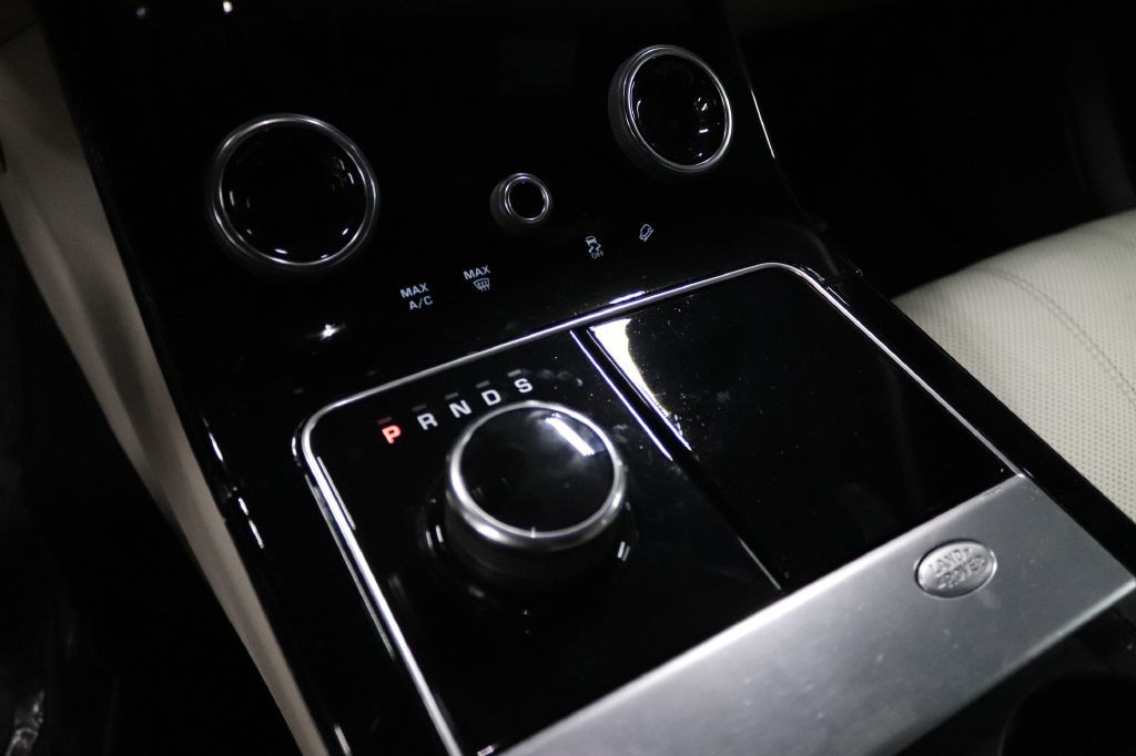 2018 Land Rover Range Rover Image 31