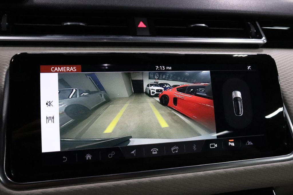 2018 Land Rover Range Rover Image 35