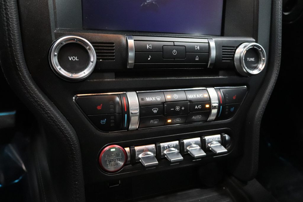 2019 Ford Mustang Image 27