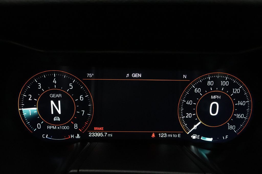 2019 Ford Mustang Image 32