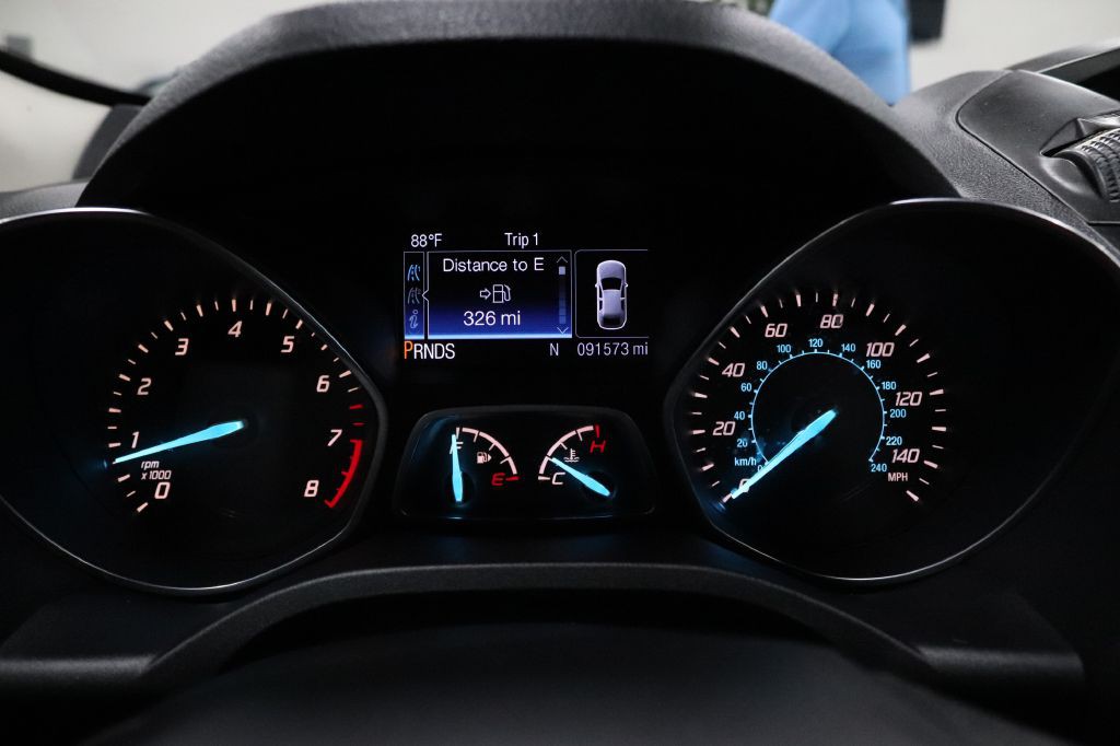 2016 Ford Escape Image 16