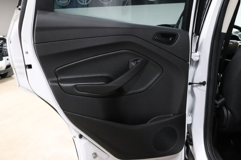 2016 Ford Escape Image 18