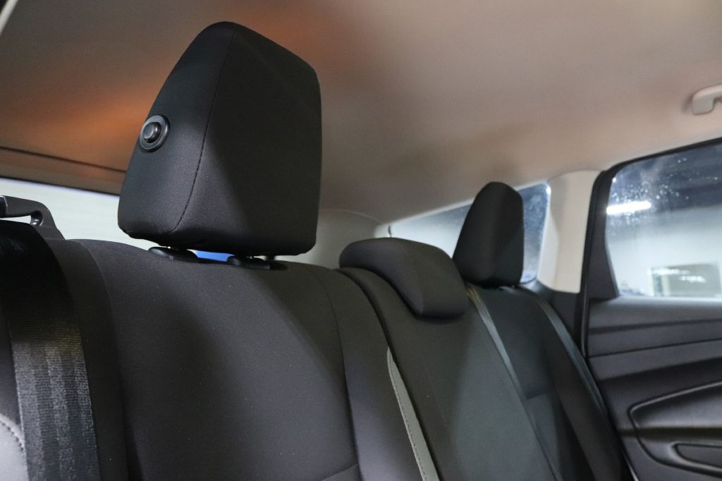 2016 Ford Escape Image 25