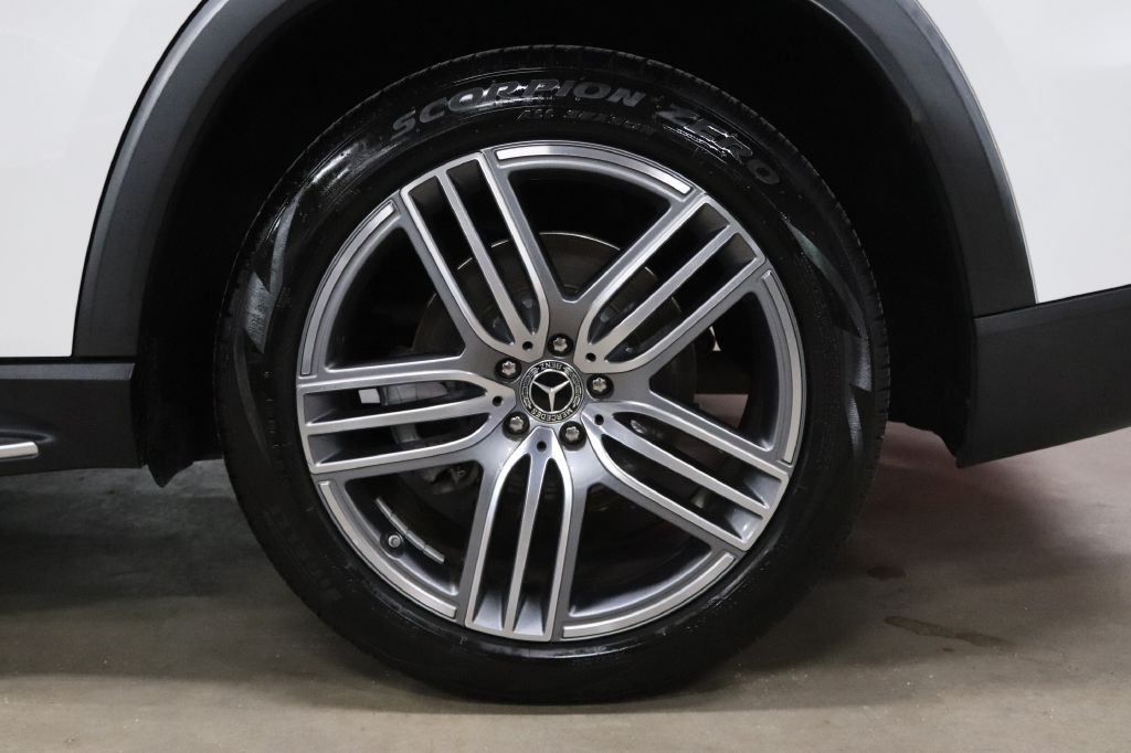 2021 Mercedes-Benz GLS-Class Image 38