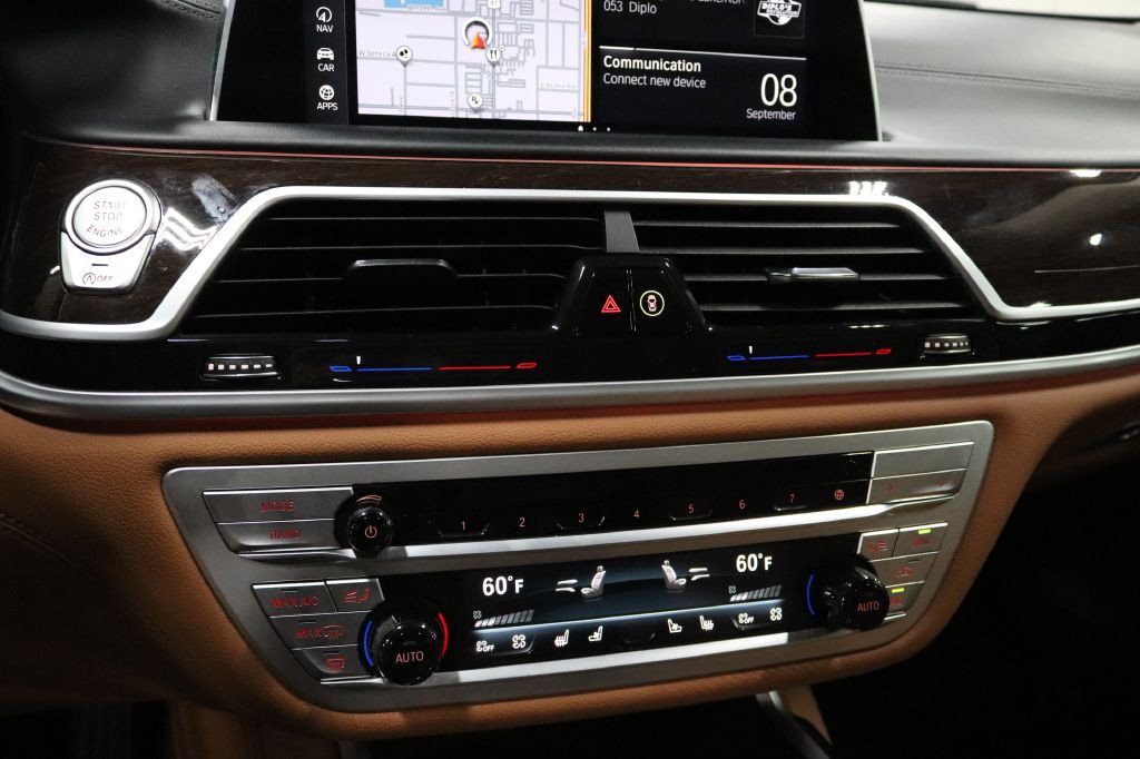 2021 BMW 7 Series Image 31