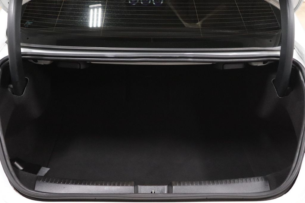 2020 Mercedes-Benz CLA-Class Image 17