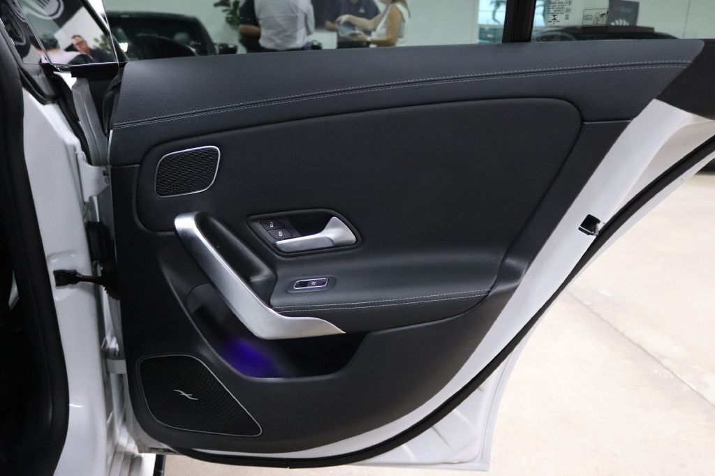 2020 Mercedes-Benz CLA-Class Image 18
