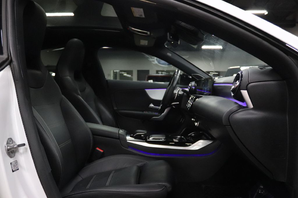 2020 Mercedes-Benz CLA-Class Image 23