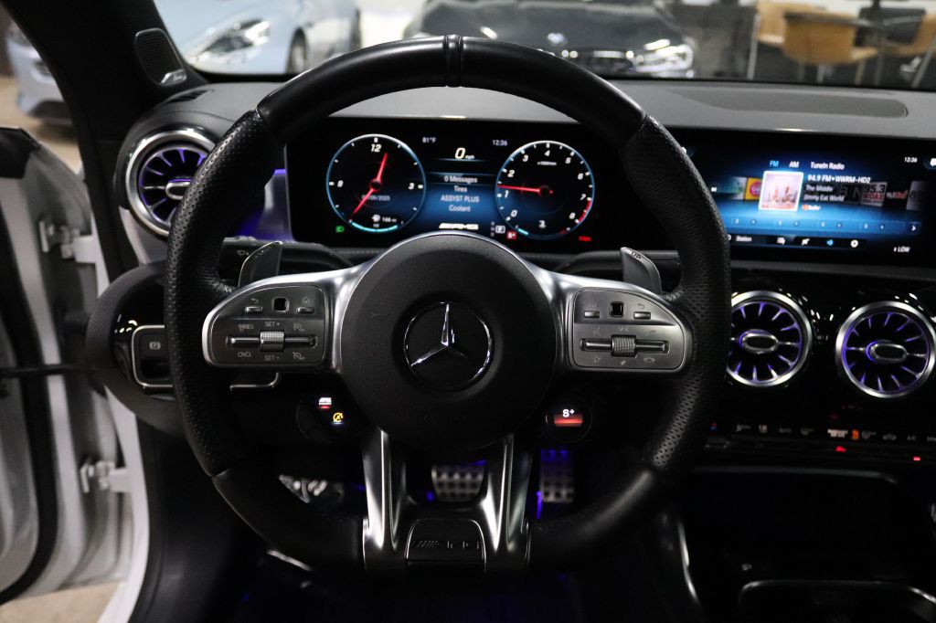 2020 Mercedes-Benz CLA-Class Image 27