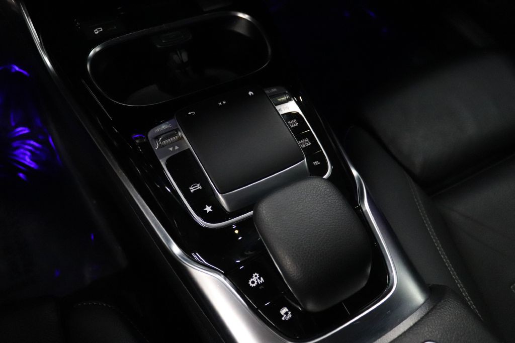 2020 Mercedes-Benz CLA-Class Image 31