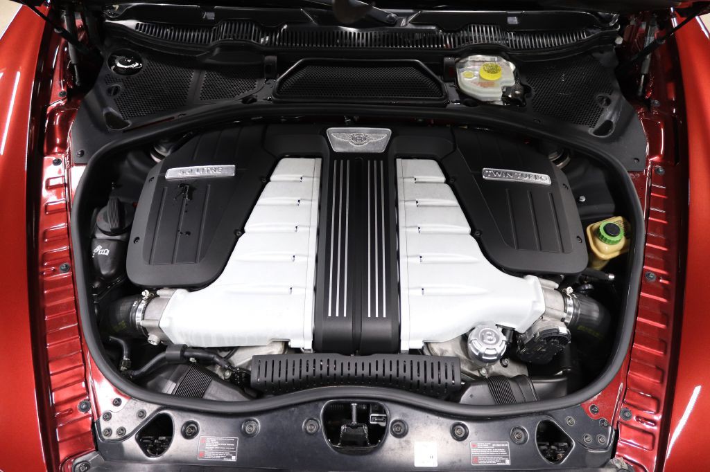2016 Bentley Flying Spur Image 30