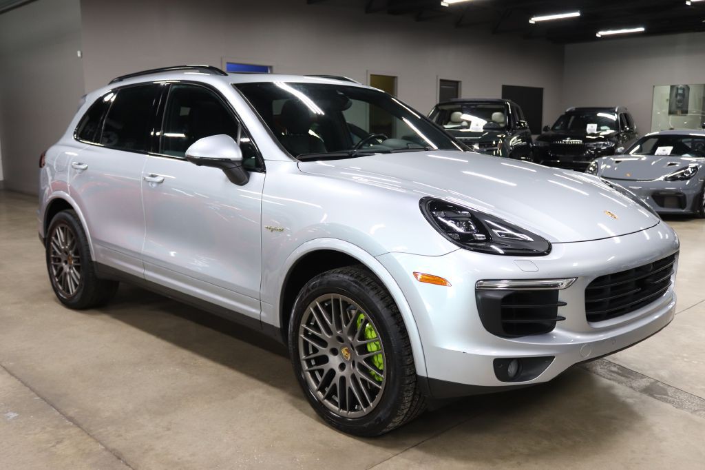 2017 Porsche Cayenne Image 7