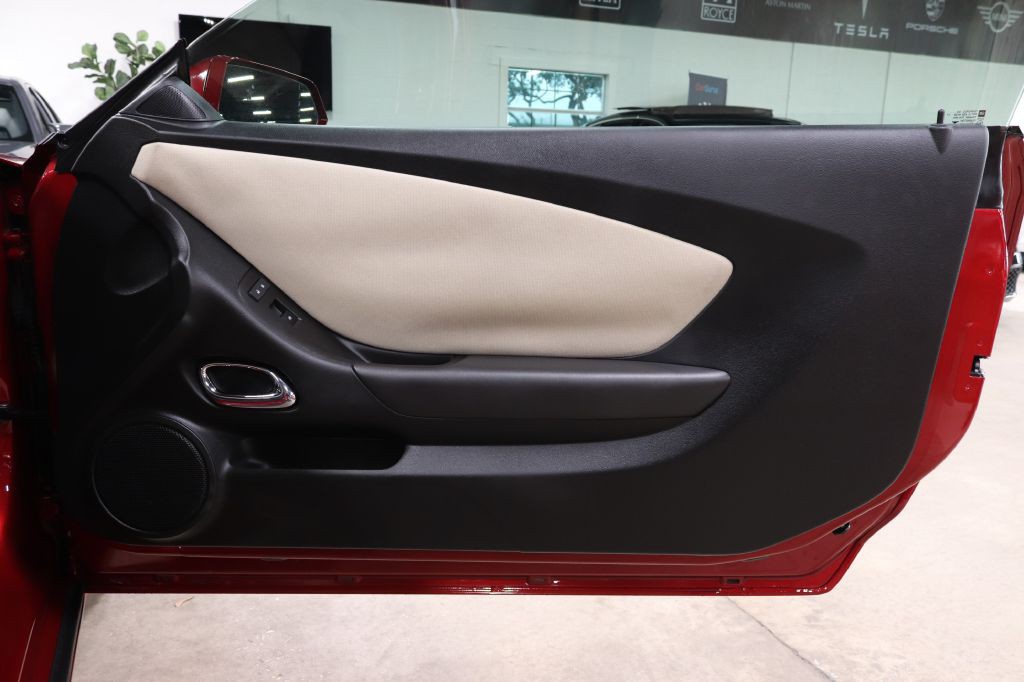 2014 Chevrolet Camaro Image 24