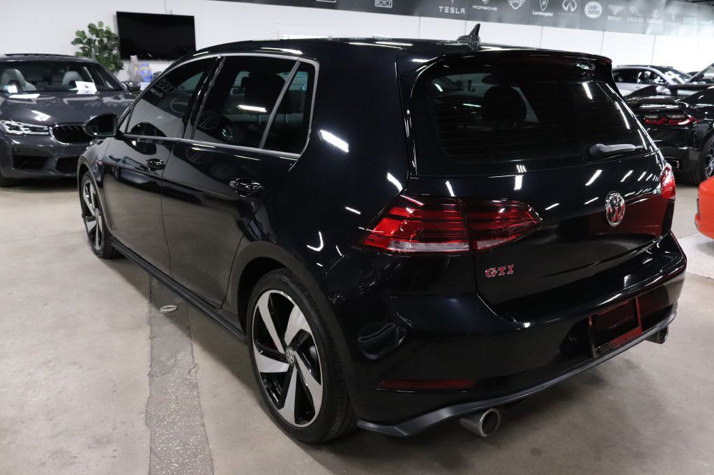 2019 Volkswagen GTI Image 3