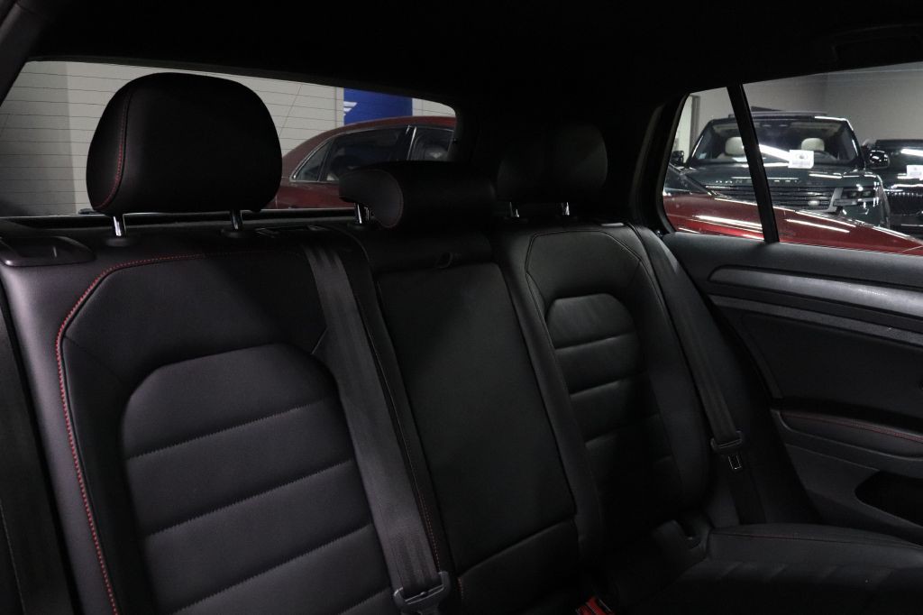 2019 Volkswagen GTI Image 20