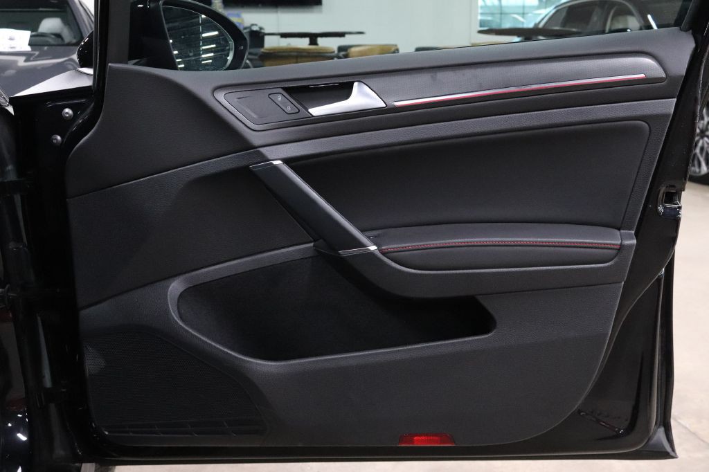 2019 Volkswagen GTI Image 22