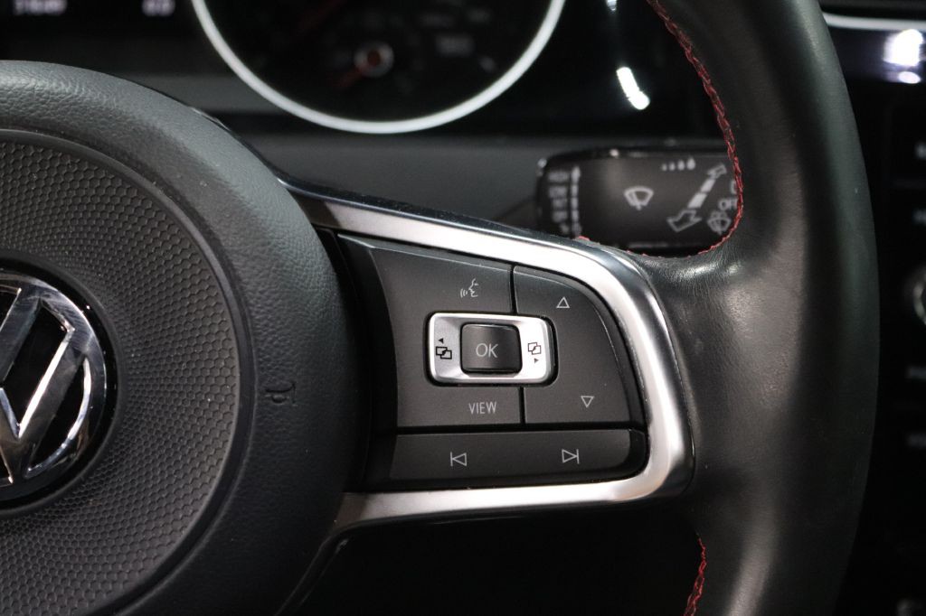 2019 Volkswagen GTI Image 29