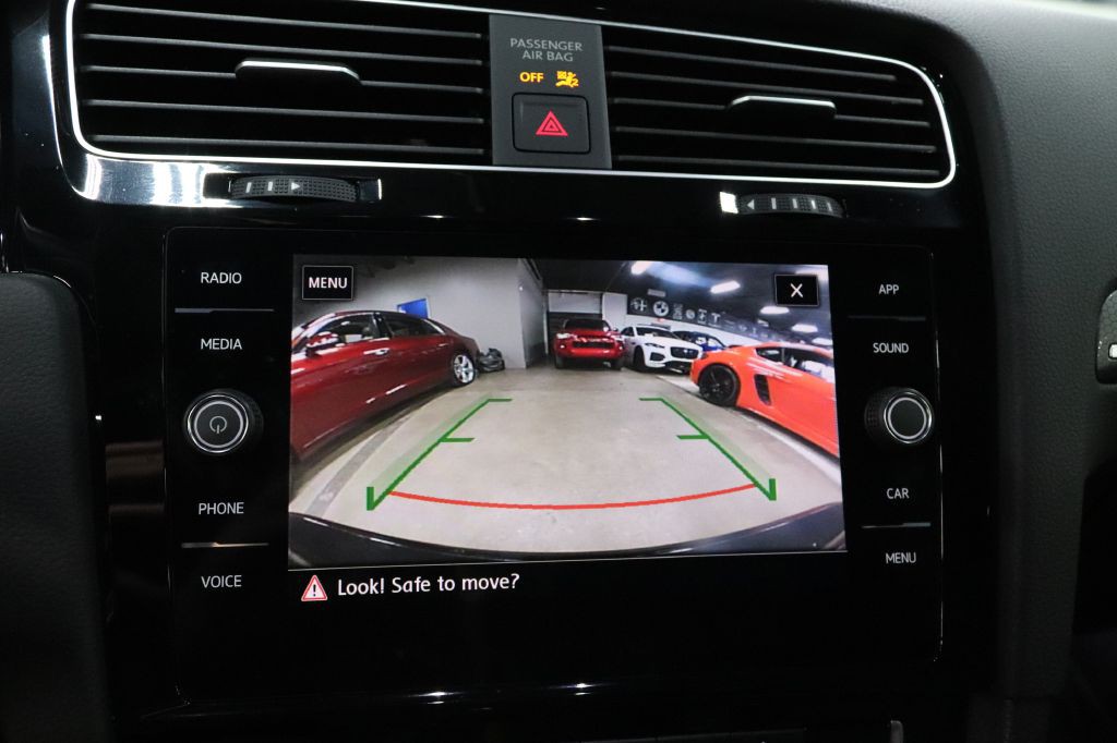 2019 Volkswagen GTI Image 33