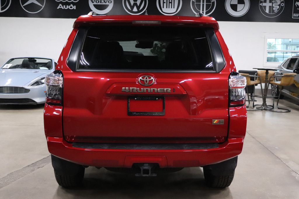 2023 Toyota 4Runner Image 4