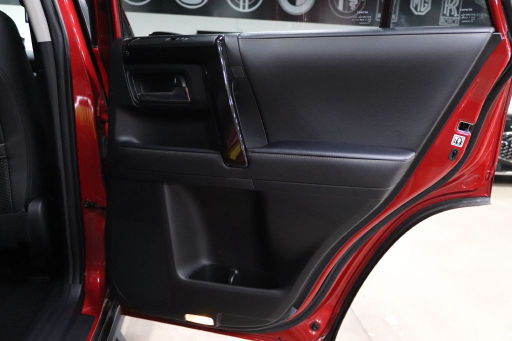 2023 Toyota 4Runner Image 18
