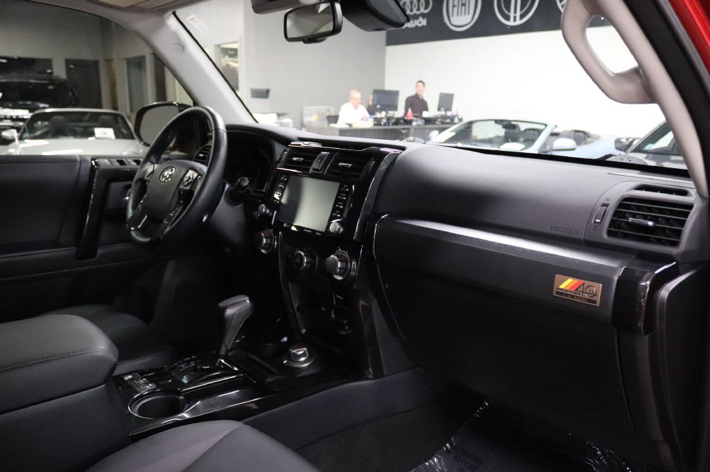 2023 Toyota 4Runner Image 25