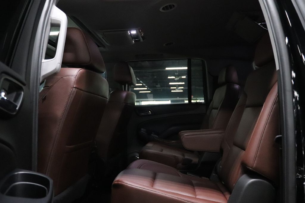 2020 Chevrolet Suburban Image 12