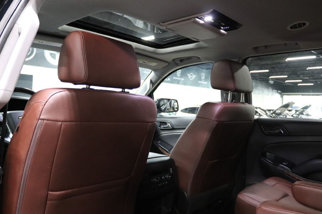 2020 Chevrolet Suburban Image 14