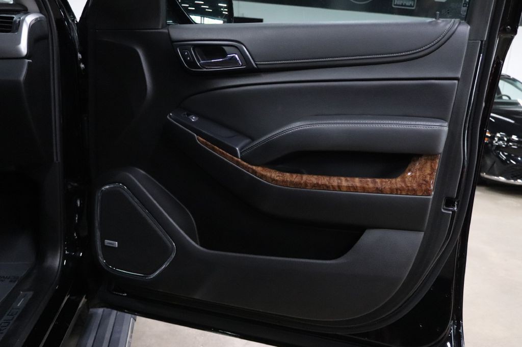 2020 Chevrolet Suburban Image 21