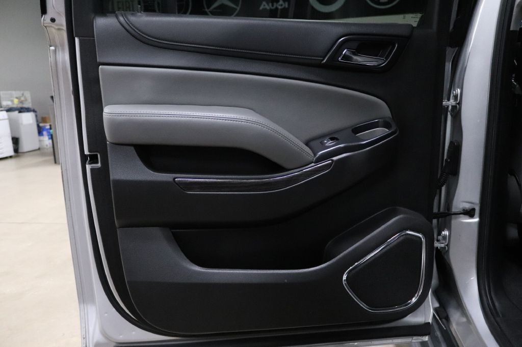 2020 Chevrolet Suburban Image 12