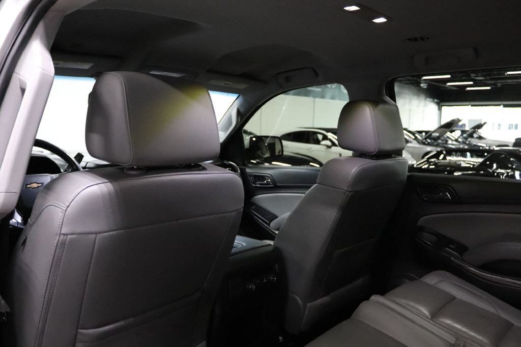2020 Chevrolet Suburban Image 15