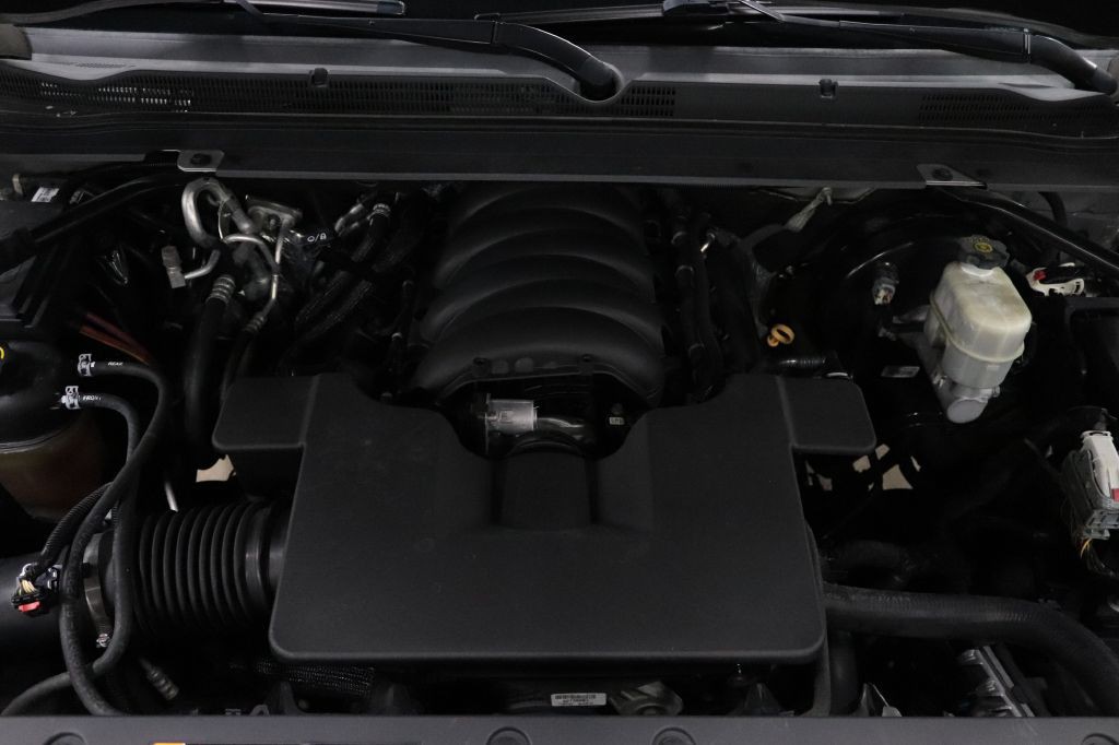 2020 Chevrolet Suburban Image 25