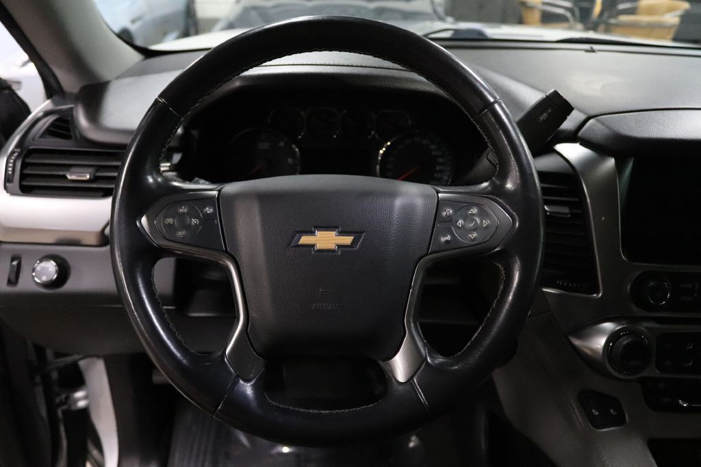 2020 Chevrolet Suburban Image 26