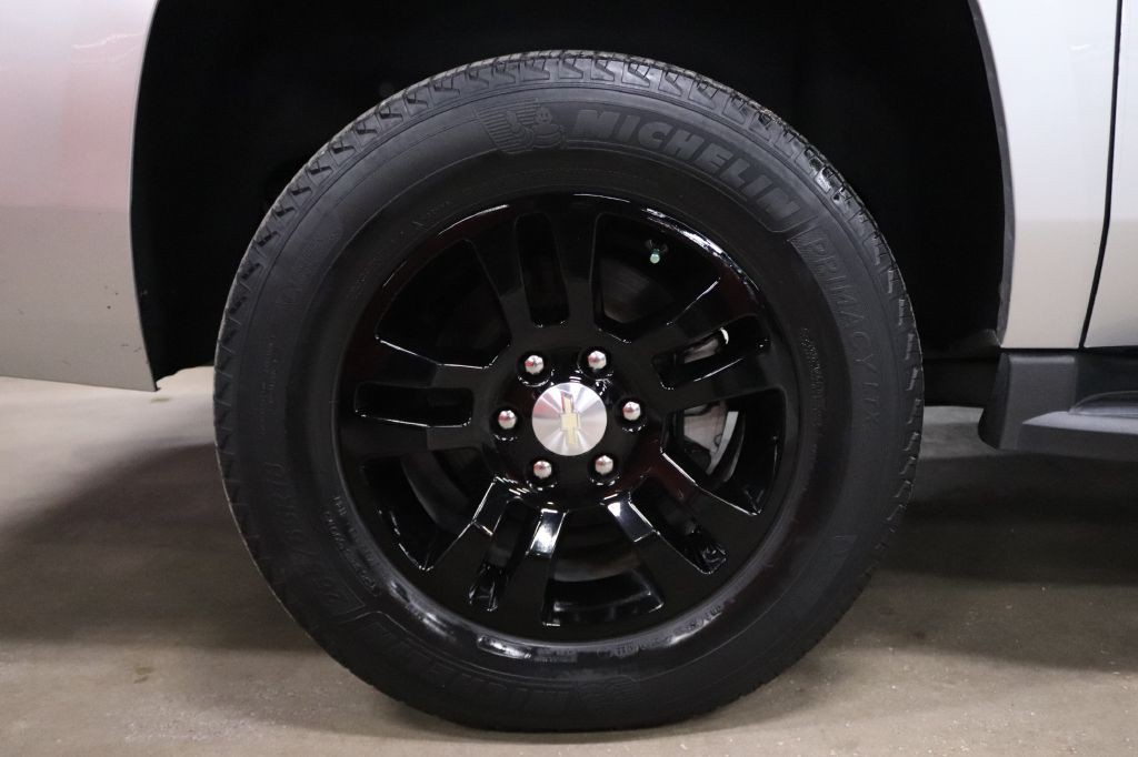 2020 Chevrolet Suburban Image 38