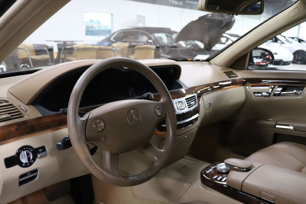 2007 Mercedes-Benz S-Class Image 13