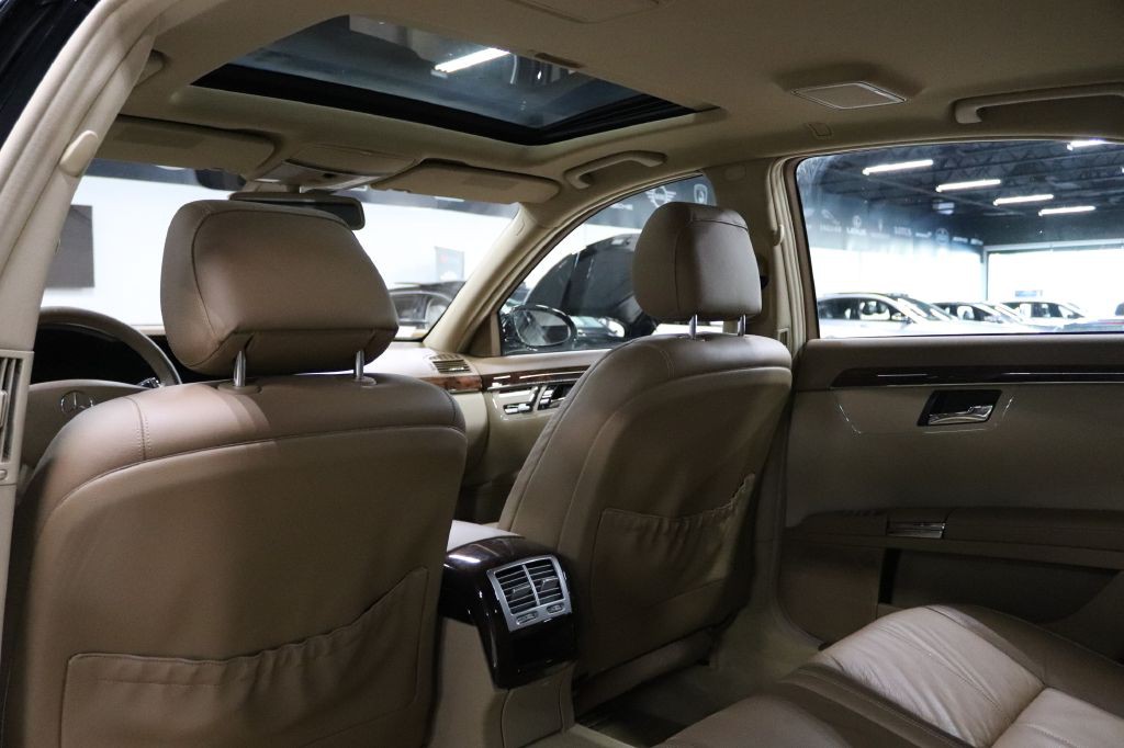 2007 Mercedes-Benz S-Class Image 17