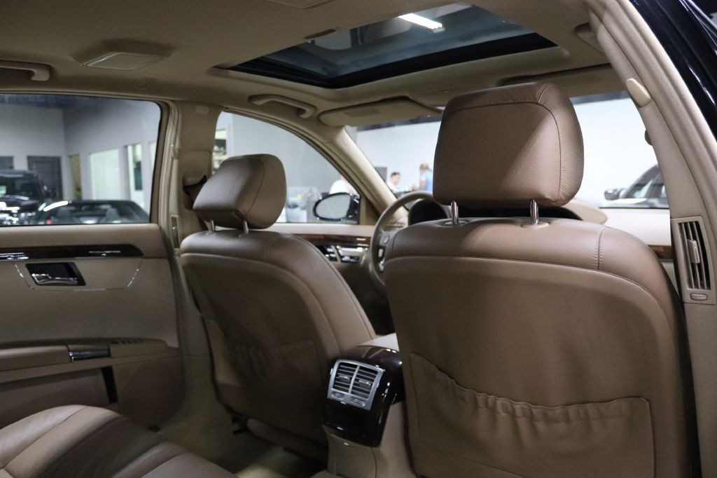 2007 Mercedes-Benz S-Class Image 21