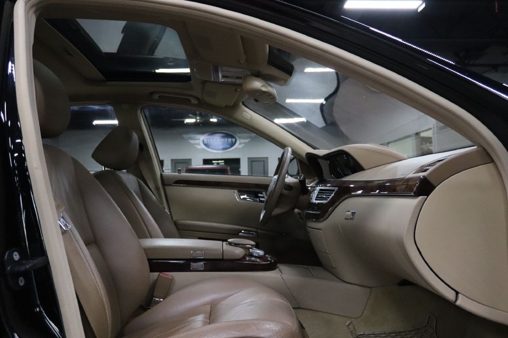 2007 Mercedes-Benz S-Class Image 23