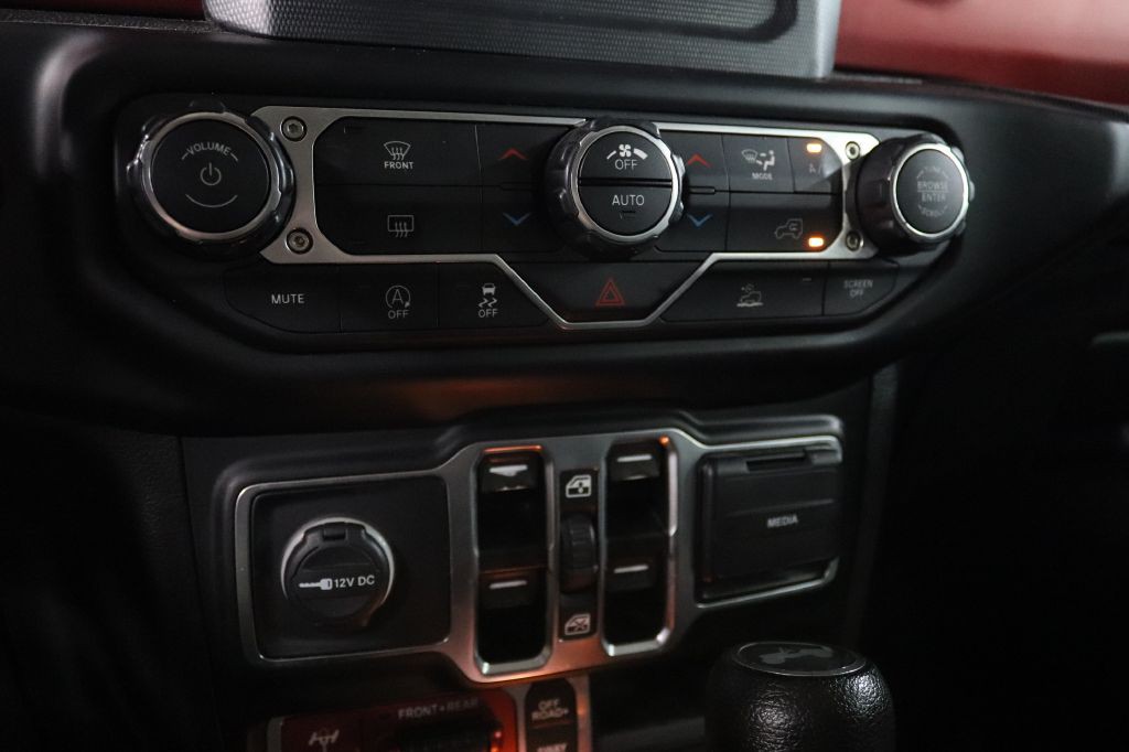 2021 Jeep Wrangler Unlimited Image 17