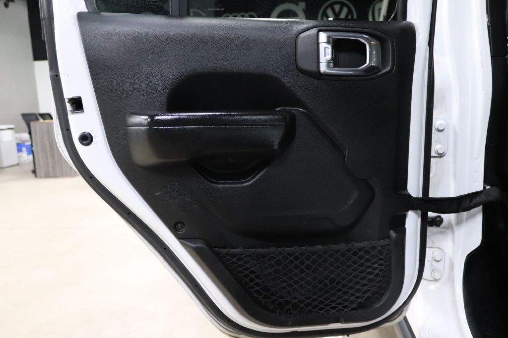 2021 Jeep Wrangler Unlimited Image 21