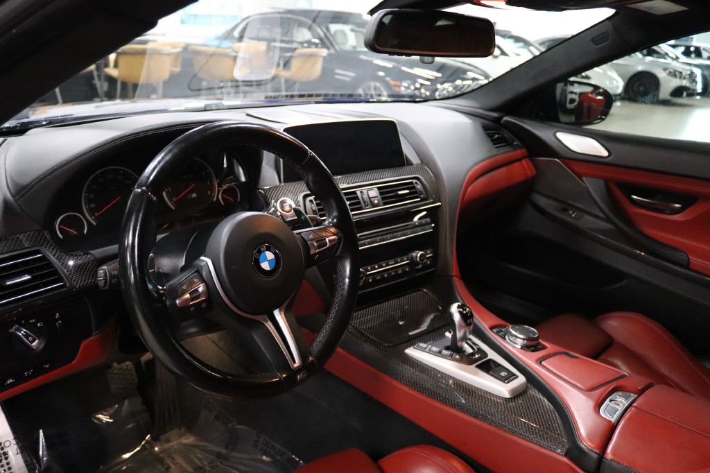 2016 BMW M6 Image 12