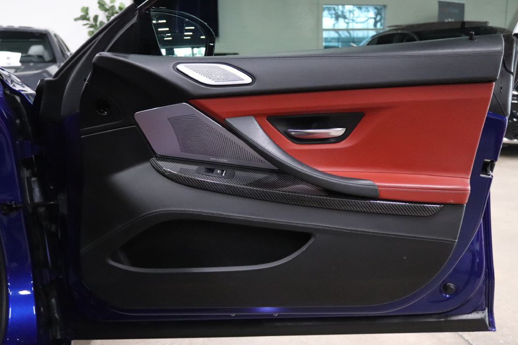 2016 BMW M6 Image 22