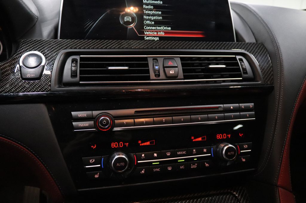 2016 BMW M6 Image 32