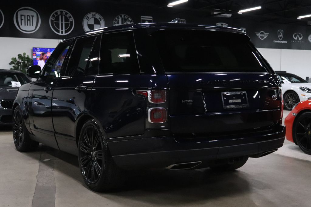 2021 Land Rover Range Rover Image 3