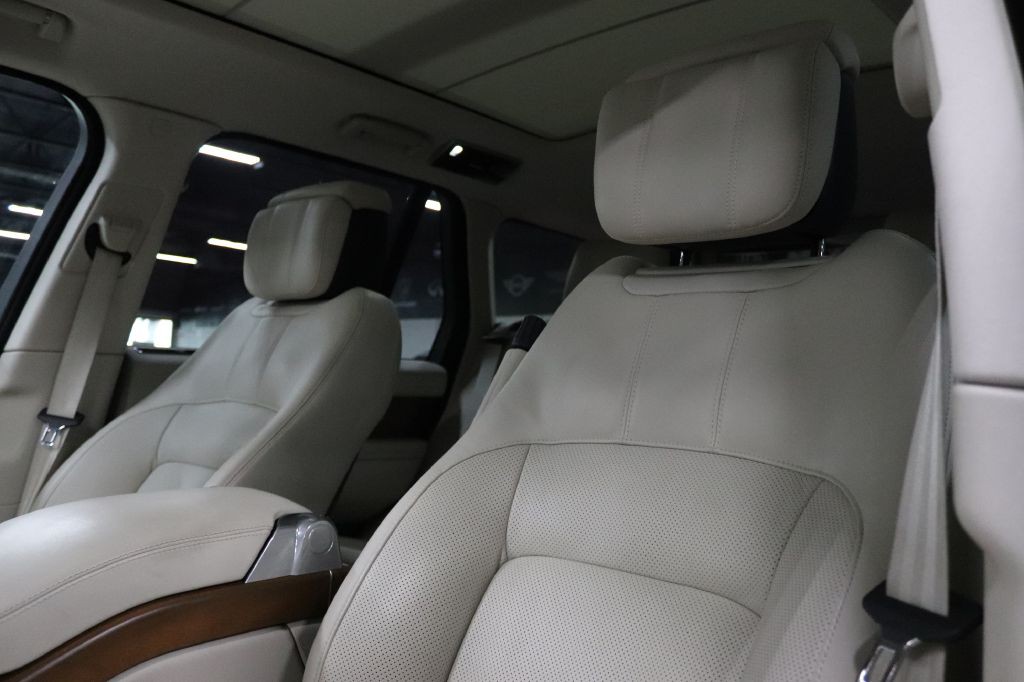 2021 Land Rover Range Rover Image 11
