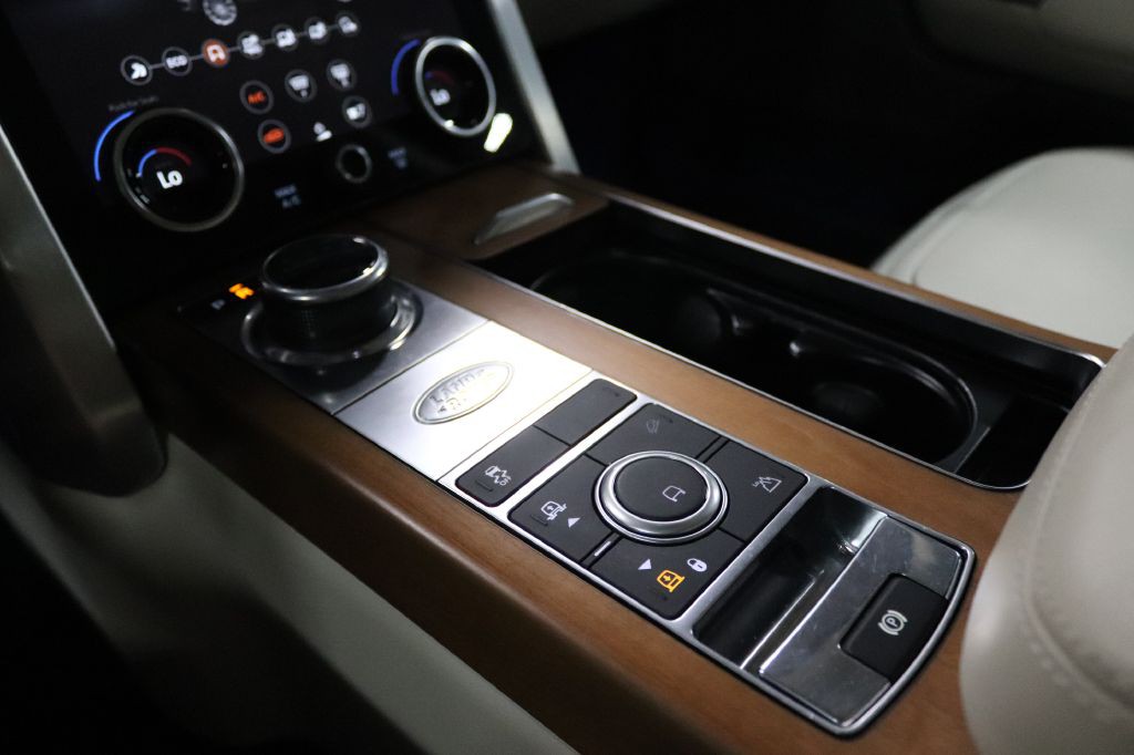 2021 Land Rover Range Rover Image 18