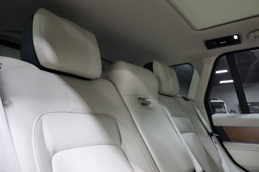 2021 Land Rover Range Rover Image 29