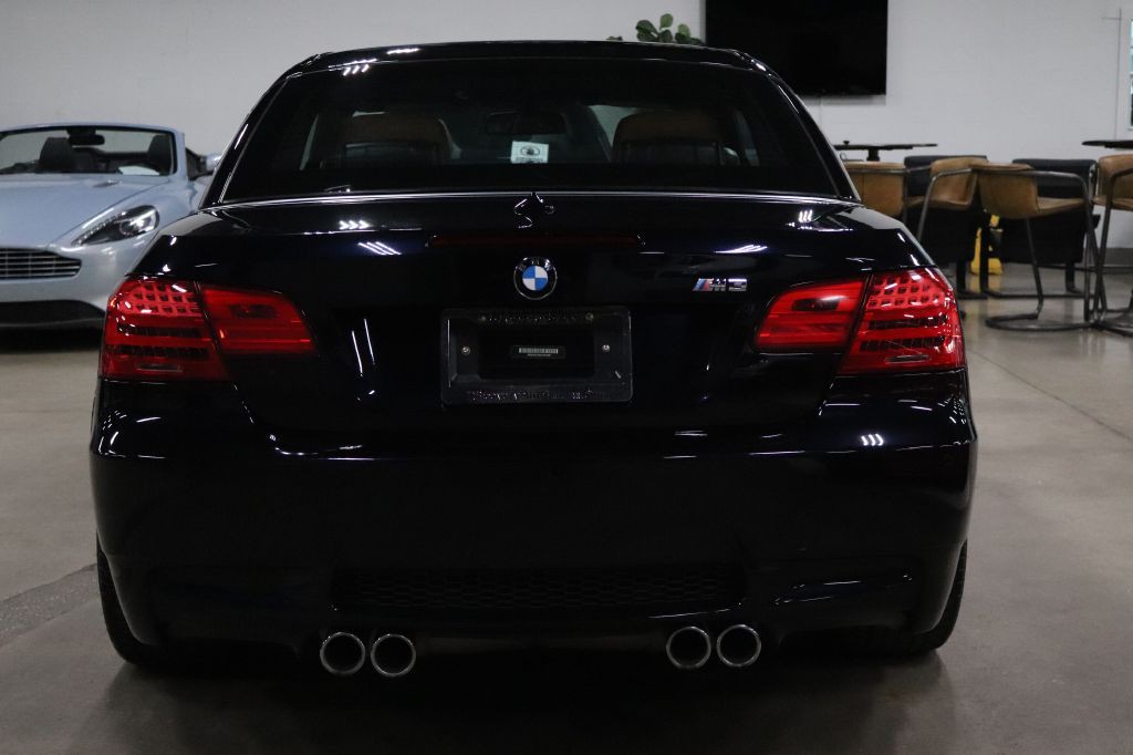 2012 BMW M3 Image 7