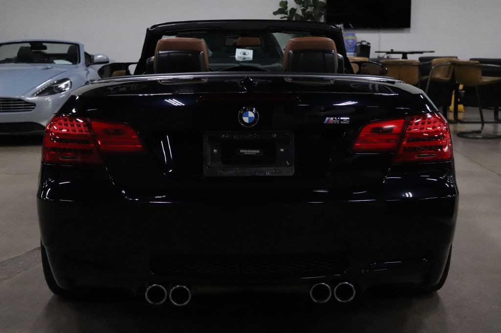 2012 BMW M3 Image 8