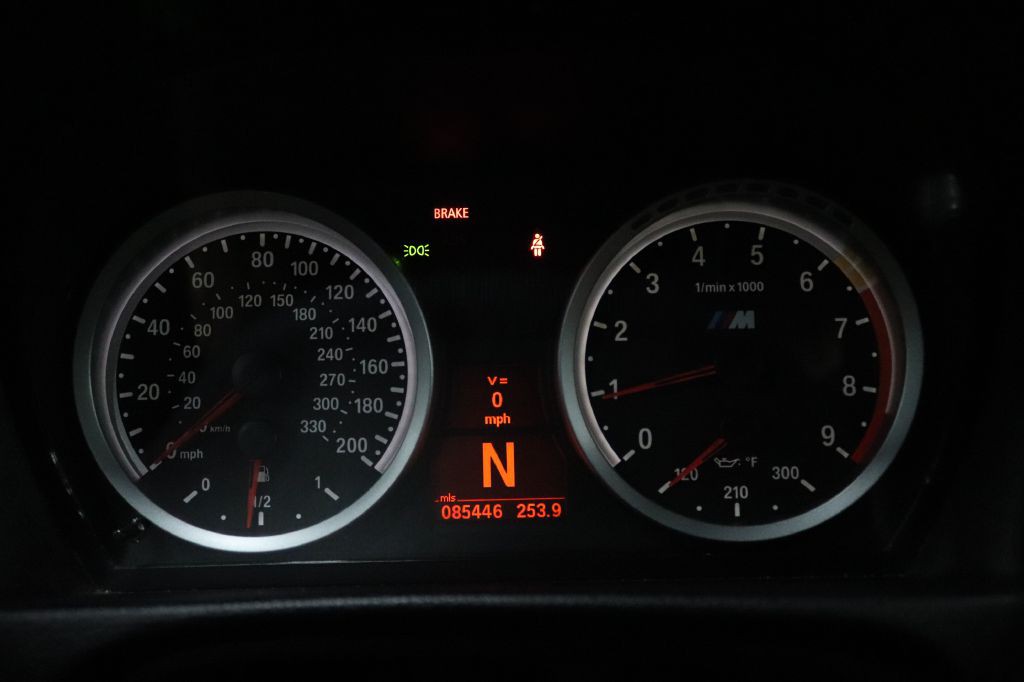 2012 BMW M3 Image 26
